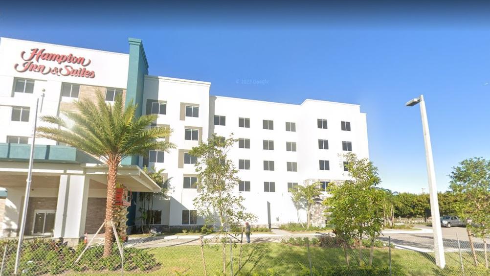 Hampton Inn & Suites Miami, Kendall, Executive Airport Country Walk Екстер'єр фото