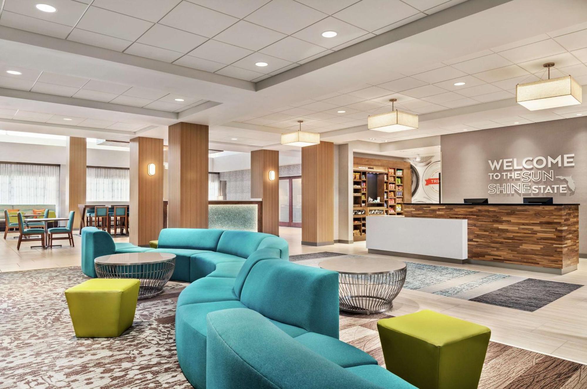 Hampton Inn & Suites Miami, Kendall, Executive Airport Country Walk Екстер'єр фото