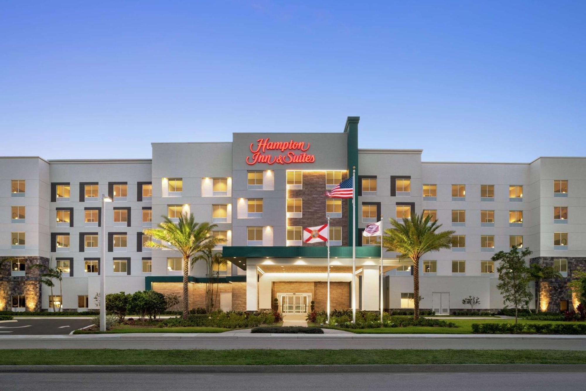 Hampton Inn & Suites Miami, Kendall, Executive Airport Country Walk Екстер'єр фото